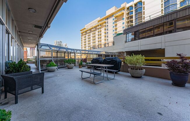 2 beds, 2 baths, $2,400, Unit UNIT 10 E