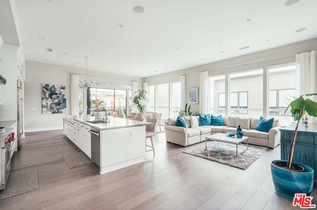 12776 AURORA PL