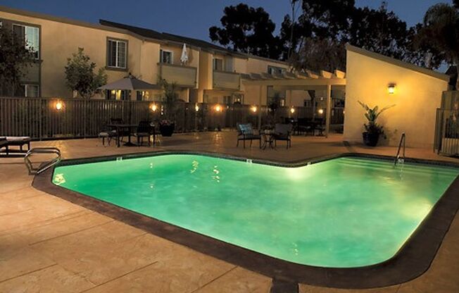 2 beds, 2 baths, $2,700