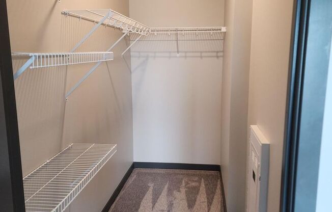 1 bed, 1 bath, 760 sqft, $1,199, Unit 1-308