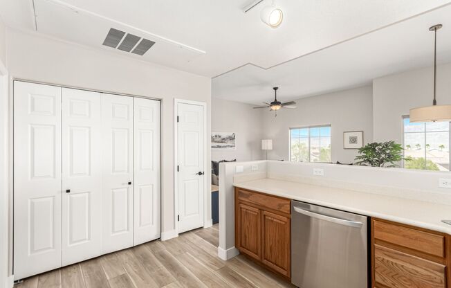 2 beds, 2 baths, $1,750, Unit # 2233
