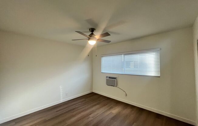 2 beds, 1 bath, 925 sqft, $2,695, Unit 11