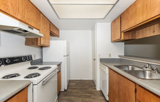 2 beds, 1.5 baths, 899 sqft, $1,262, Unit 2162