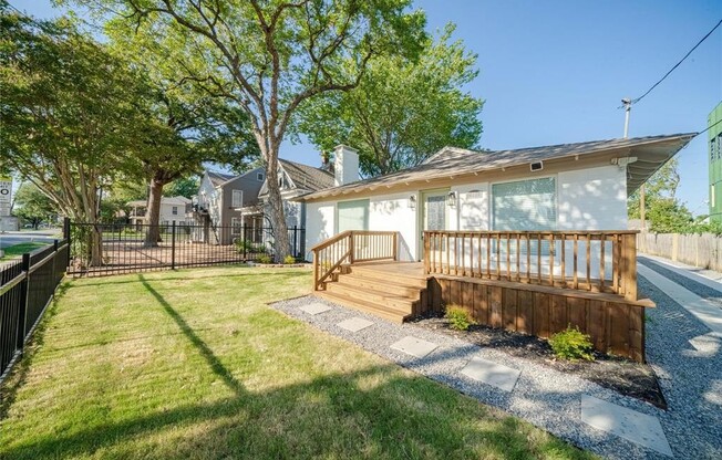2004 CADDO ST