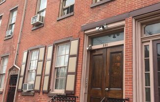 323 Market St