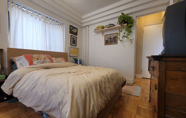 1 bed, 1 bath, $1,095, Unit 110