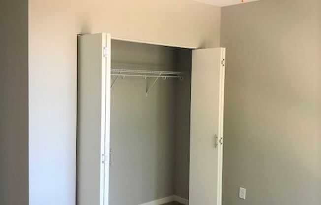 2 beds, 2 baths, 938 sqft, $1,950, Unit 204