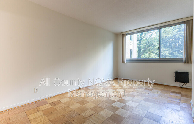 4601 N Park Avenue #319U