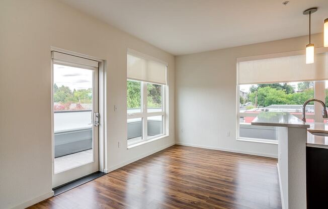 The Marilyn_Apartment Home