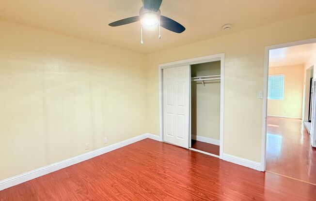 2 beds, 1 bath, $2,100, Unit 2424 94th Ave - Apt 1