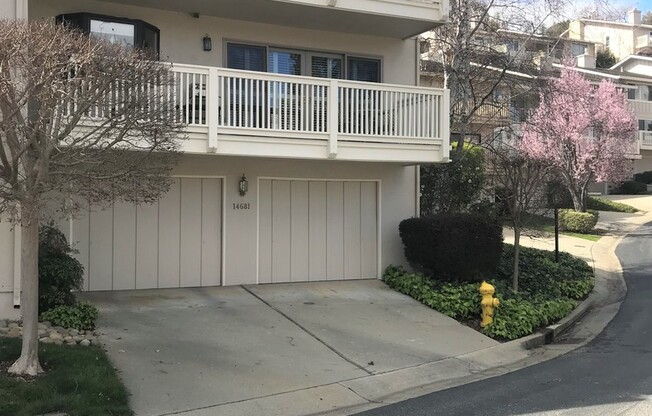 Spacious Townhome in Historic Saratoga Village - 2,585 sq. ft., 3 Bed, 2.5 Bath, 2-Car Garage