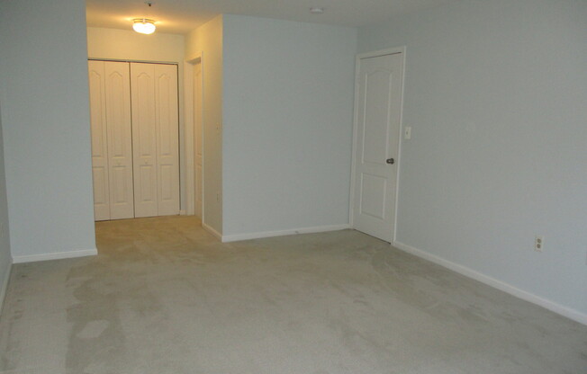 2 beds, 2 baths, $1,850, Unit (Unit G)