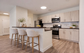416 HIGHLAND AVE