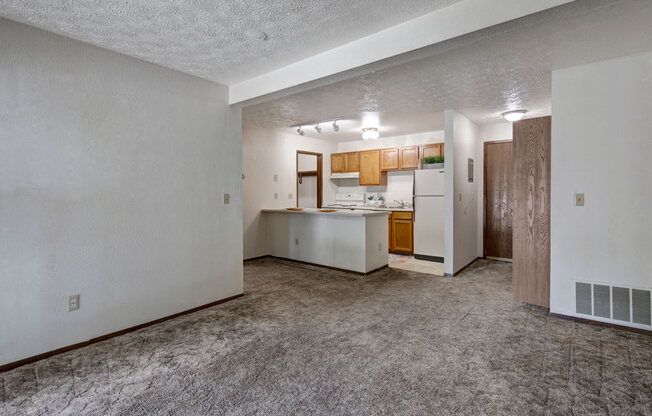 Russian Jack Apartments - Living Room