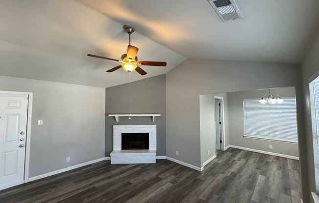 301 Diana Dr