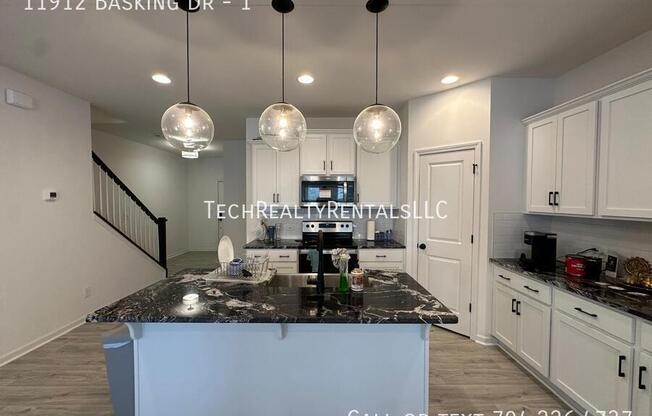 11912 BASKING DR