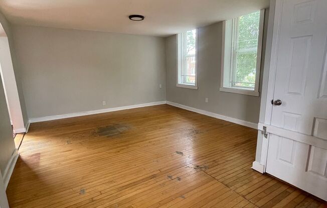 3241 S Carpenter