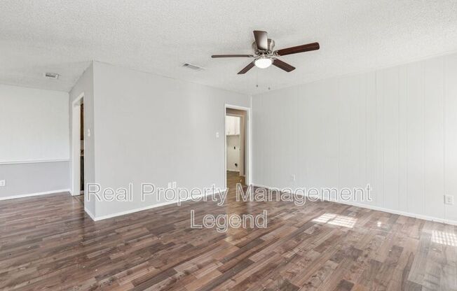 8236 EL RETIRO RD