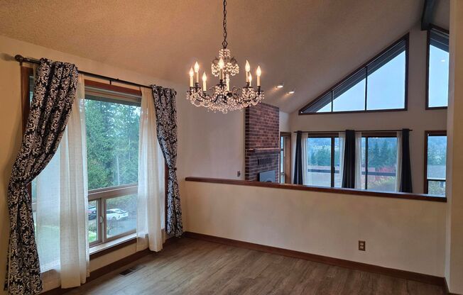 4 Bedroom Poulsbo Home