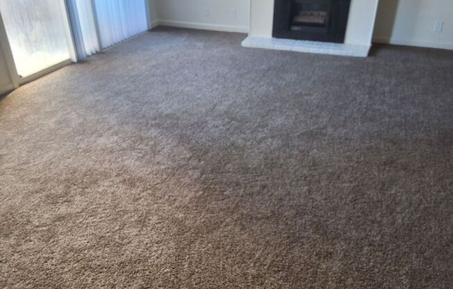 2 beds, 1 bath, 968 sqft, $1,325, Unit 1632-101