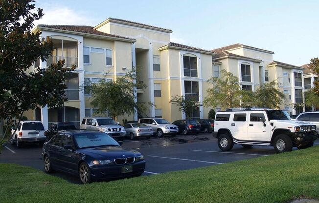 Gated Maitland community 2 bed 2 bath condo in Visconti West Condominium