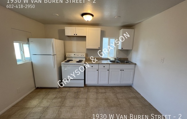 1930 W Van Buren Street