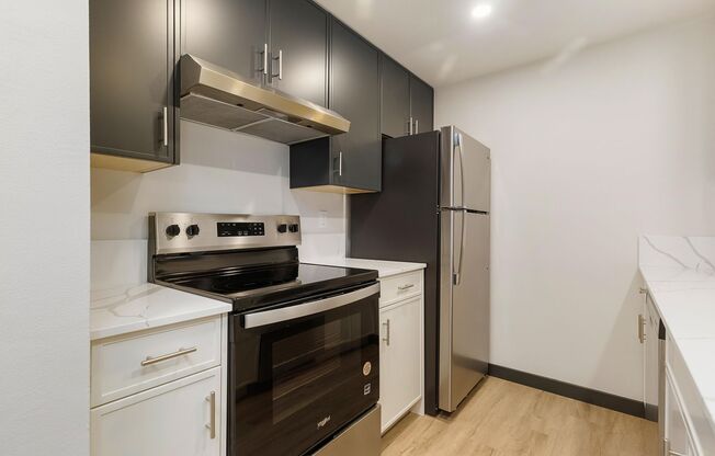 1 bed, 1 bath, 634 sqft, $2,345, Unit 215