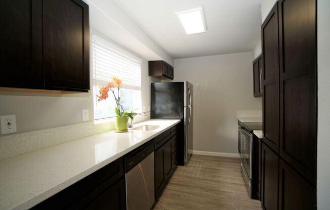 1 bed, 1 bath, 840 sqft, $1,750, Unit 49