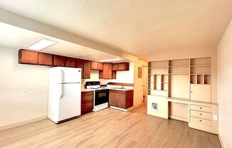 1 bed, 1 bath, 340 sqft, $910, Unit A11