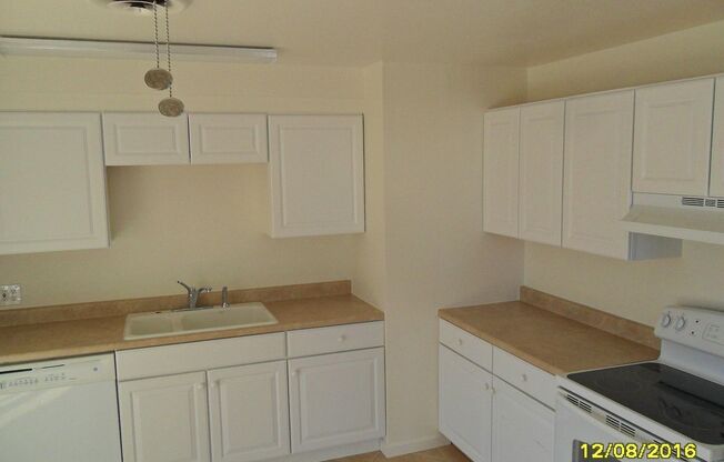 2 bedroom Youngtown home
