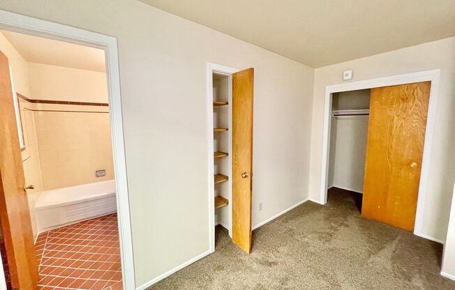 1 bed, 1 bath, $2,550, Unit 530 Bartlett Street - Unit 5