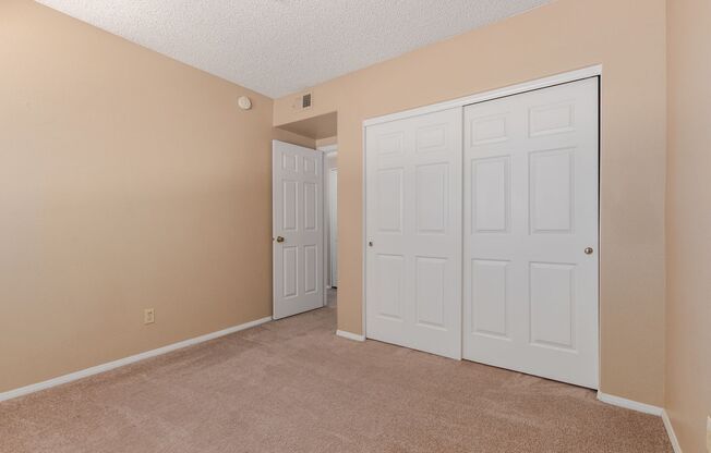 2 beds, 2 baths, $1,599