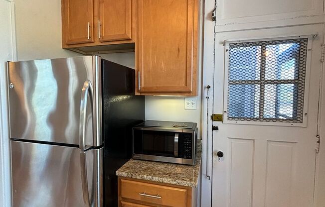 2 beds, 1 bath, 825 sqft, $1,795, Unit 613-3F