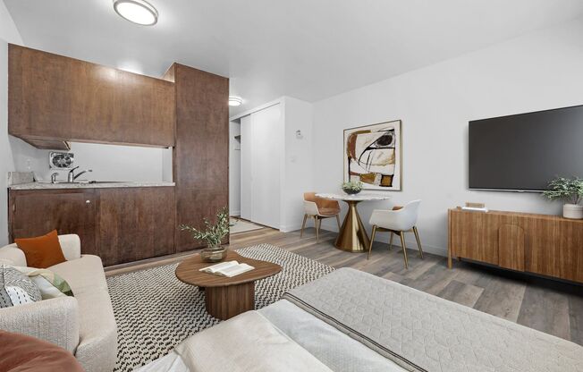 Rajah Apartments | Renovated North Capitol Hill Studios & One Bedrooms