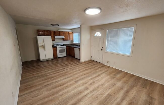 1 bed, 1 bath, 700 sqft, $1,695