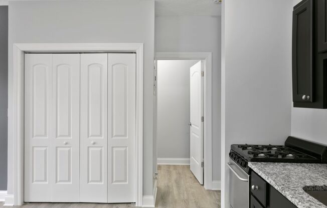 Studio, 1 bath, 282 sqft, $1,495, Unit 307