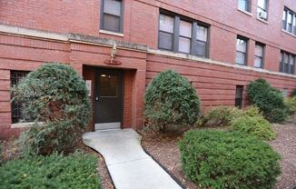 5736 Winthrop