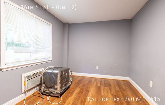 2204 16 ST SE
