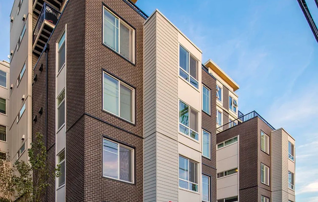 Eastlake Flats | 2820 Eastlake Ave E