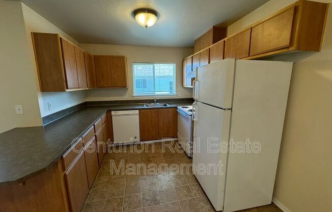 2 beds, 2 baths, 994 sqft, $1,495