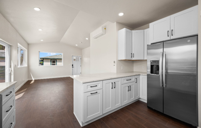 317 W OURAY AVE