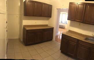 8302 S JUSTINE