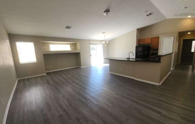 Great Single Story with Open Floorplan in North Las Vegas