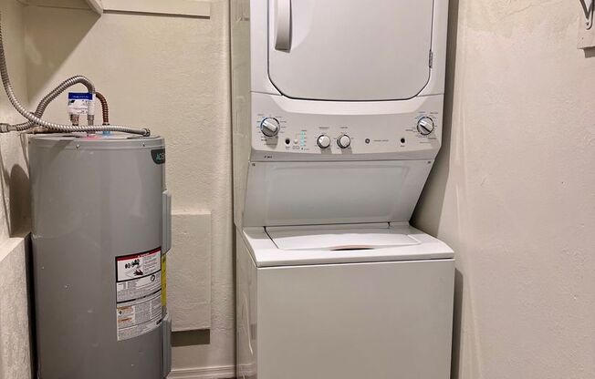 1 bed, 1 bath, 486 sqft, $910, Unit 5907-15