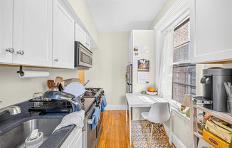 324 Chestnut Hill Ave Apt 3