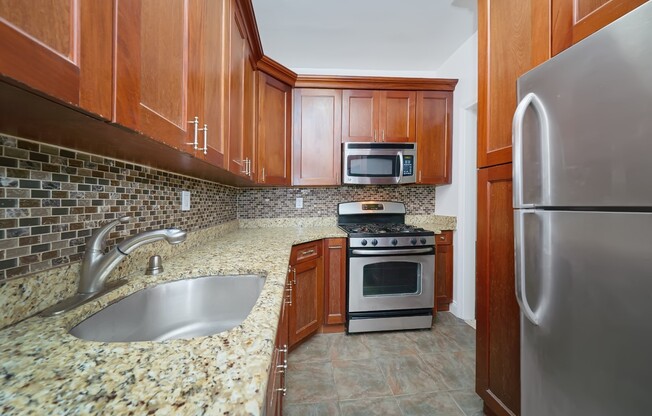 1 bed, 1 bath, $3,850, Unit 1E