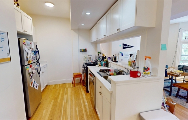5 Davis Ave.
