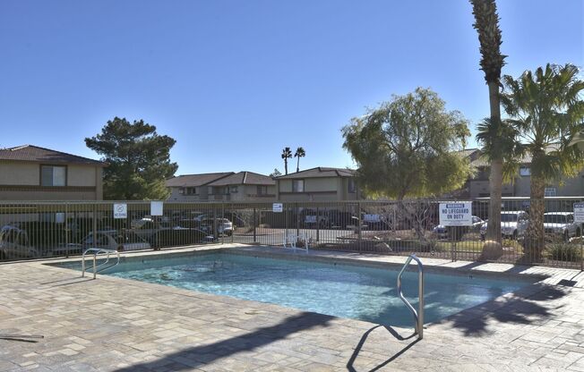 Lovely 2nd Floor, 1 Bed, 1 Bath Condo Next To Summerlin PKWY!