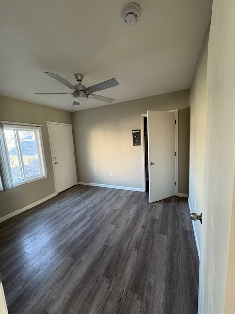 2567 FOOTHILL BLVD