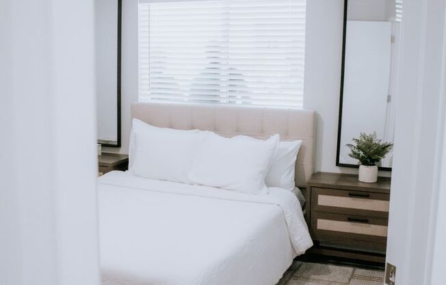 3 beds, 2 baths, 950 sqft, $1,750, Unit 19
